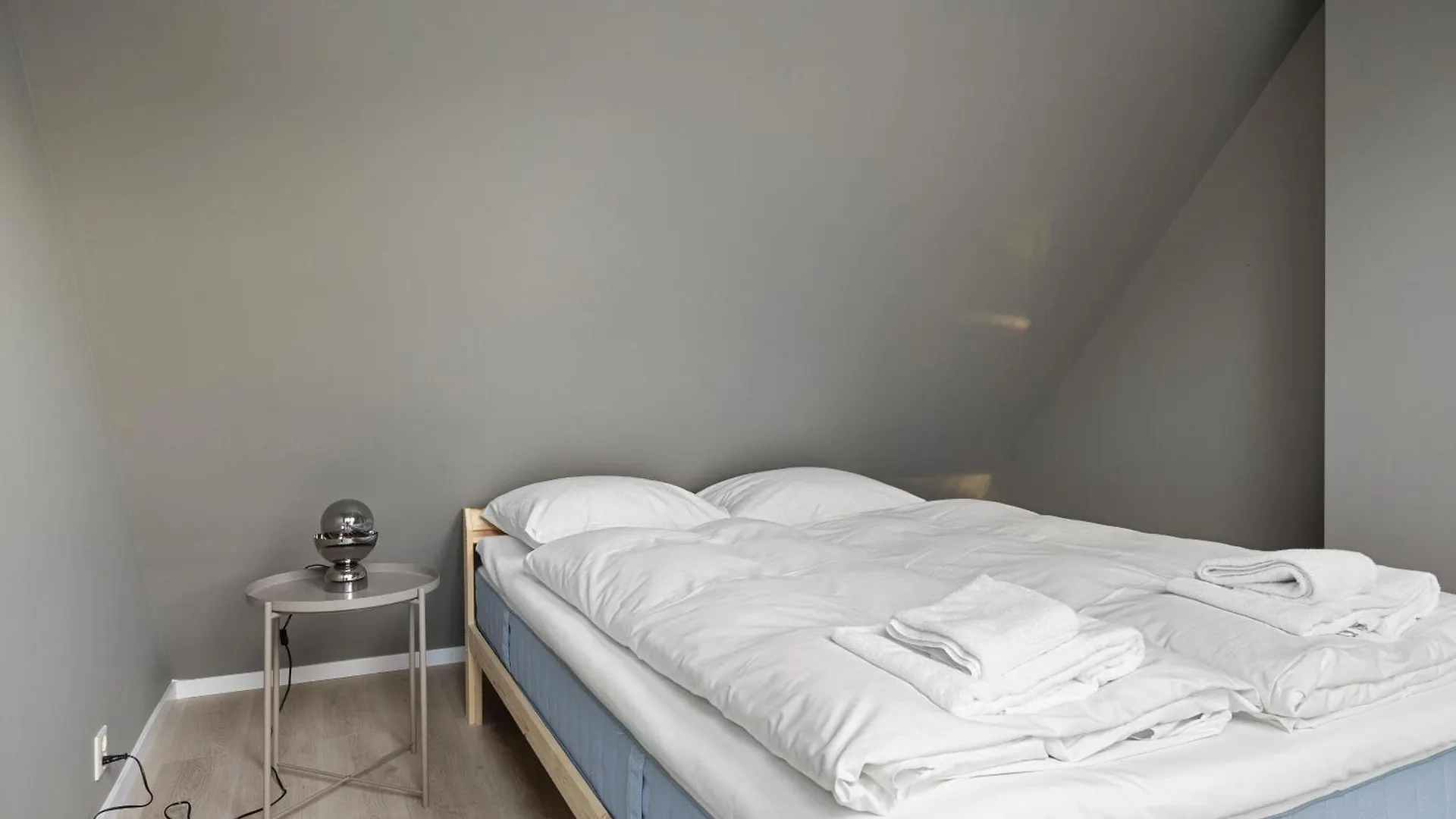 Homerentals L 120Sqm Mid-Central - King Beds - 500Mbps Wi-Fi برغن 0*,